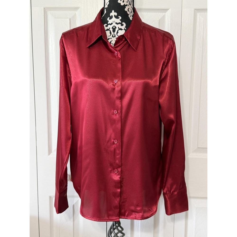 Jaclyn Smith Classic Red Satin Blouse Womens L Long Sleeve Button Up Shirt